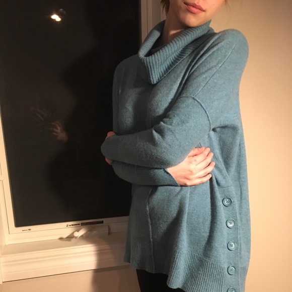 Cynthia Rowley Tops - 100% Cashmere Cynthia Rowley Sweater